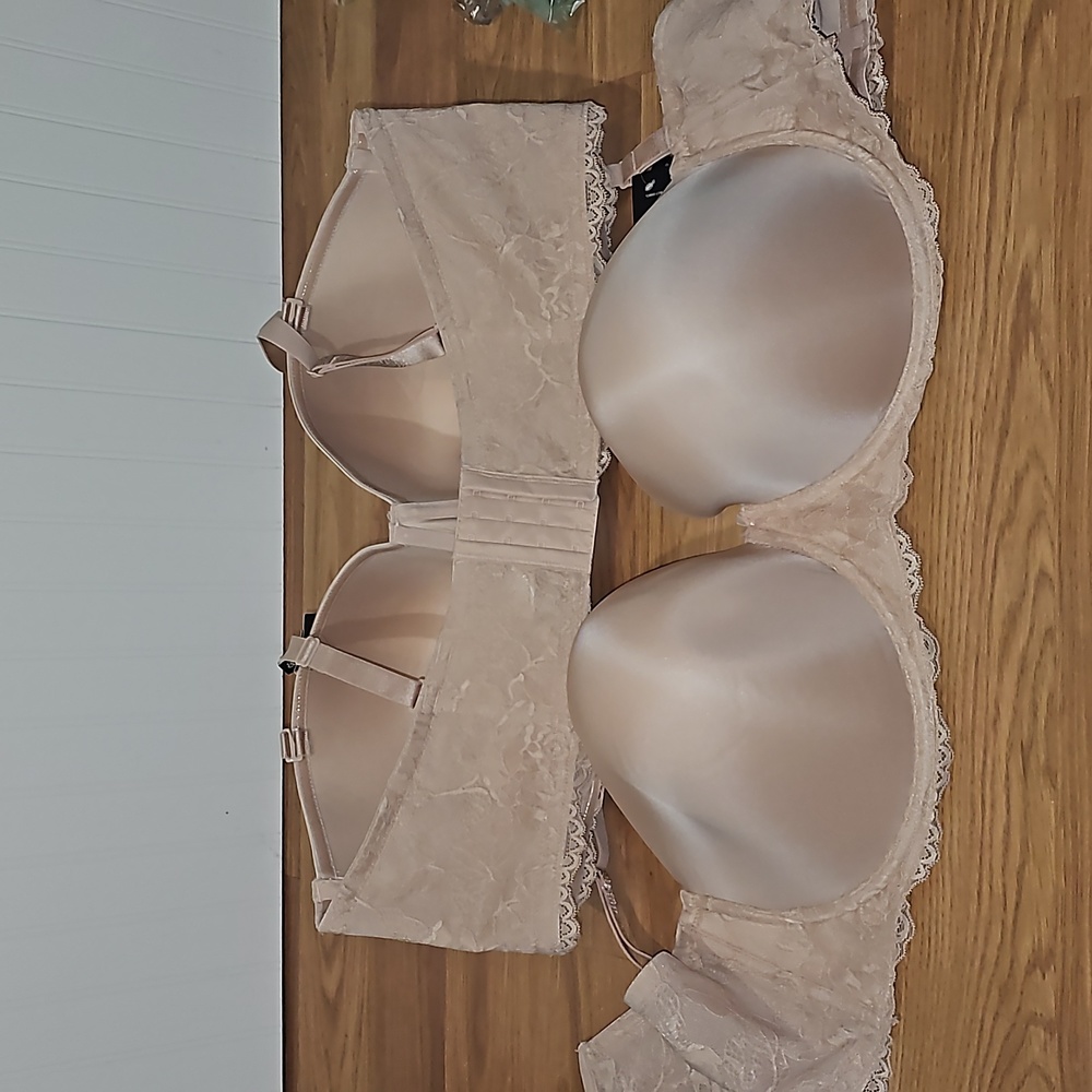 Two 50DDD torrid bras cream nude color 2 you get both